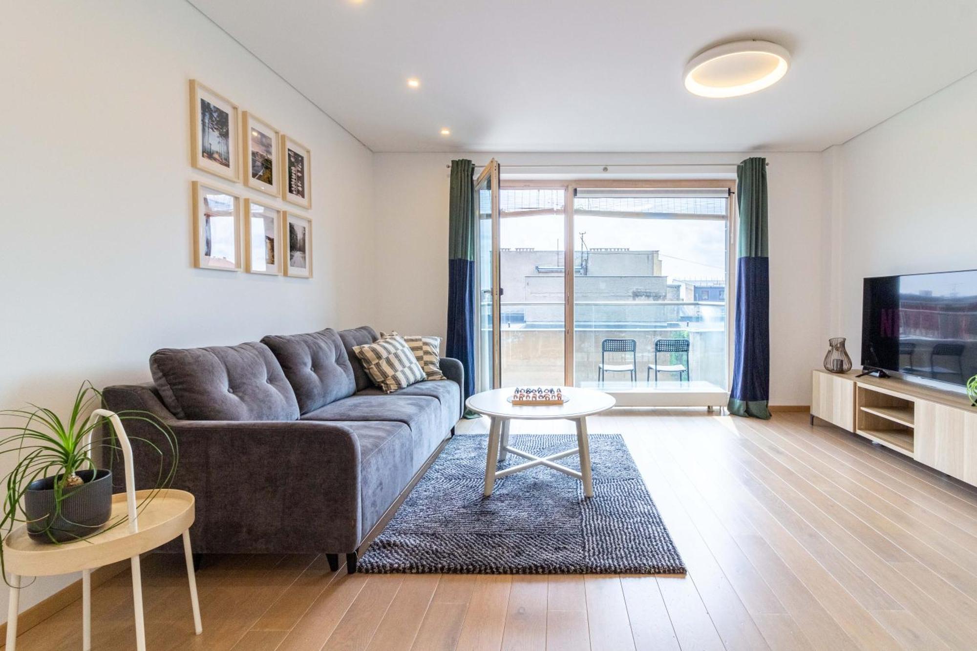 קובנה Cohost I Sunny Center Apt, Covered Parking, Balcony & Self Check-In מראה חיצוני תמונה